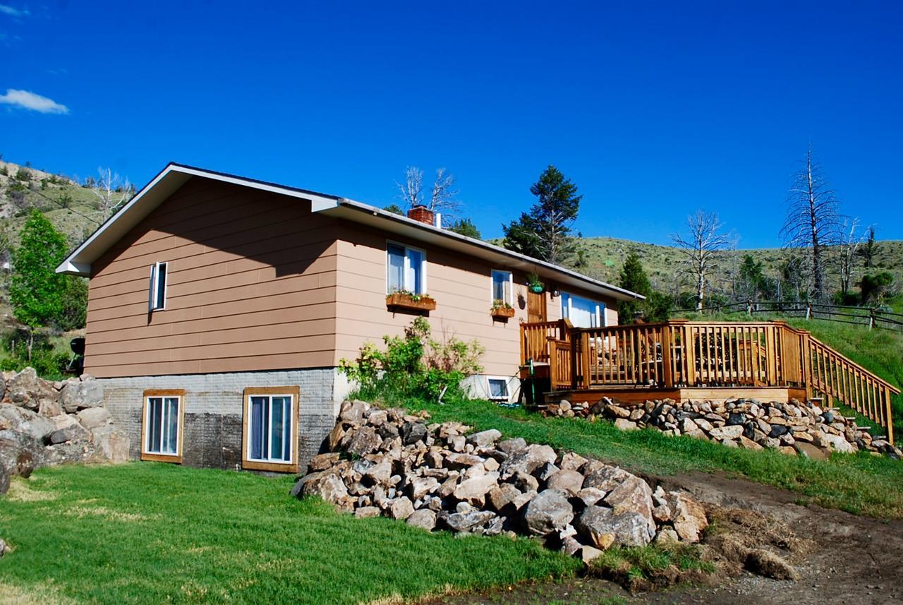 Little Trail Creek Cabins Villa Gardiner Exterior photo